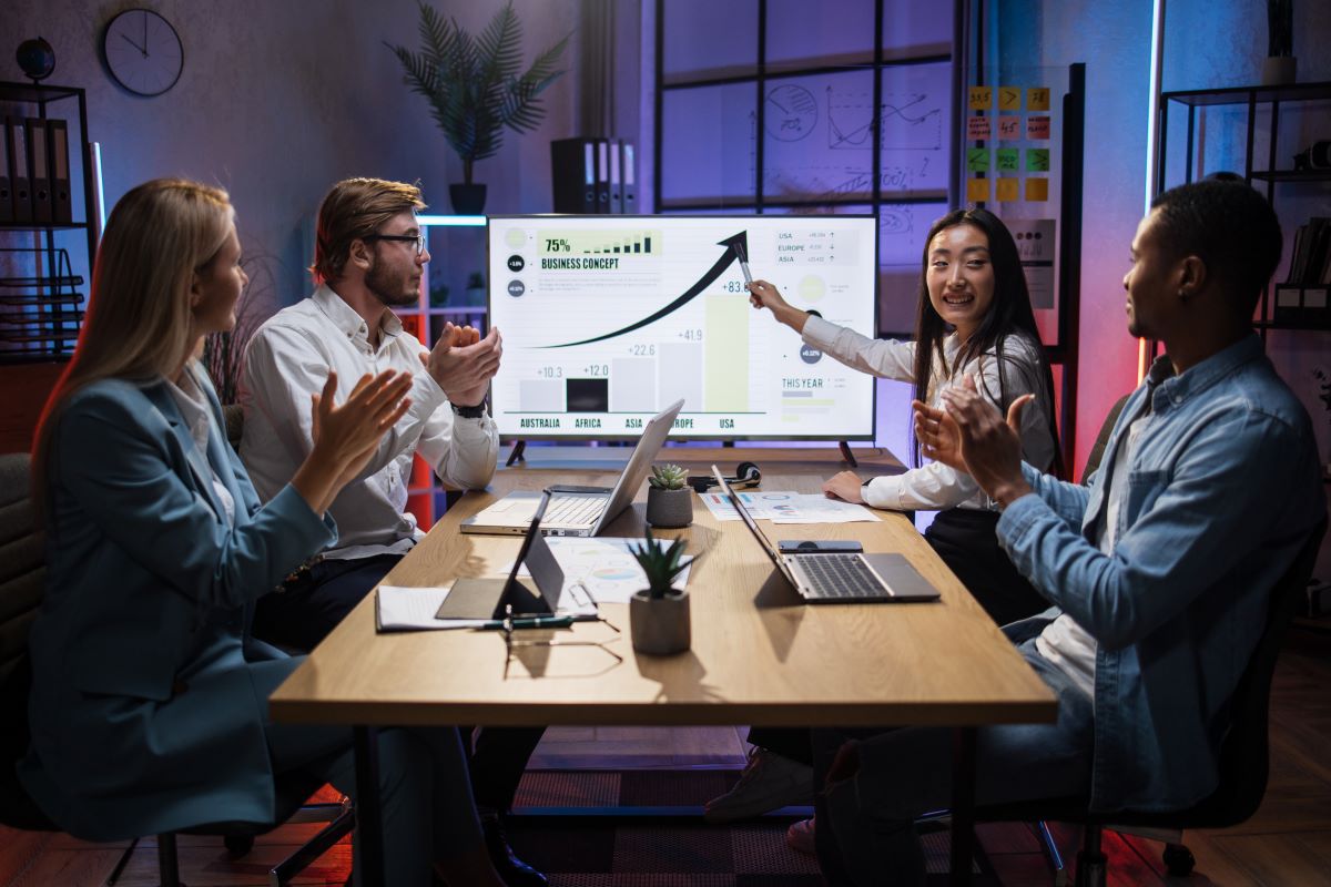 10 Reasons Why is Outsourcing IT a Better Way to Grow Your Company